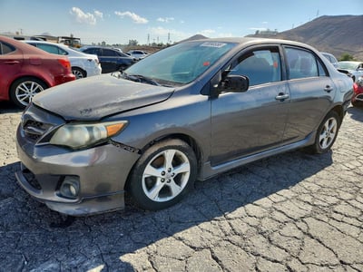 5YFBU4EE2DP****** 2013 Toyota Corolla
