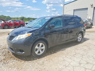 5TDKK3DC5BS****** 2011 Toyota Sienna