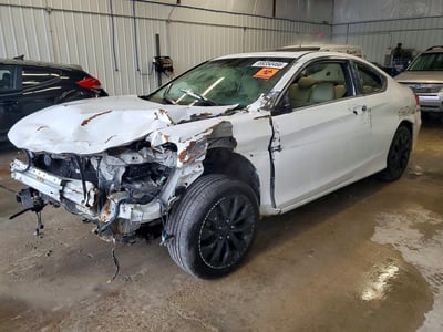 1HGCT1B83EA****** 2014 Honda Accord
