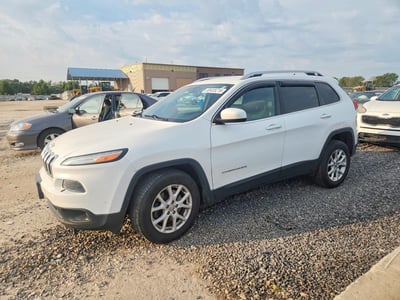 1C4PJMCB1GW****** 2016 Jeep Cherokee
