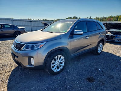 5XYKUDA76EG****** 2014 Kia Sorento