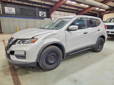 JN8AT2MV1HW****** Salvage and Wrecked 2017 Nissan Rogue in Hartford Springfield