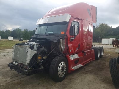 1FUJGLD53GL****** 2016 Freightliner Cascadia