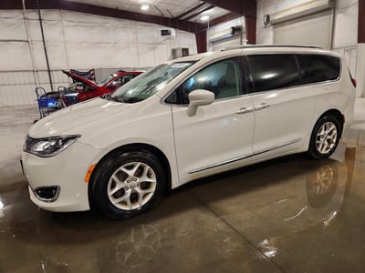 2C4RC1EG0HR****** 2017 Chrysler Pacifica