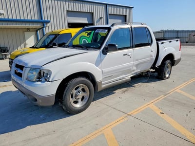 1FMZU77E32U****** 2002 Ford Explorer