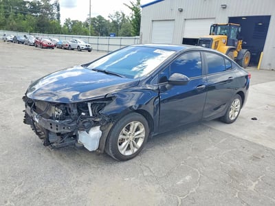 1G1BC5SMXK7****** 2019 Chevrolet Cruze