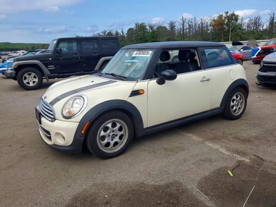 WMWSU3C53CT****** 2012 MINI Hardtop