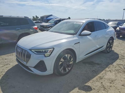 WA11AAGE1MB****** 2021 Audi E-tron