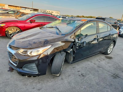 1G1BC5SM6K7****** 2019 Chevrolet Cruze