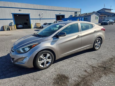 5NPDH4AE5GH****** 2016 Hyundai Elantra