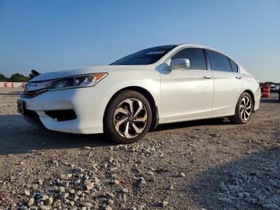 1HGCR3F89GA****** 2016 Honda Accord