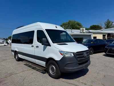 W1Z4NGHY0RT****** 2024 Mercedes-Benz Sprinter