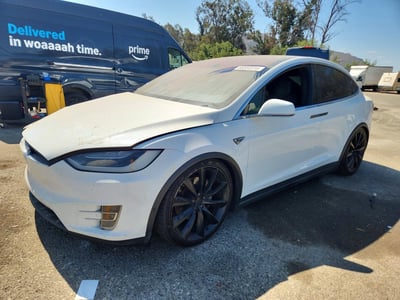 5YJXCBE25GF****** 2016 Tesla Model X