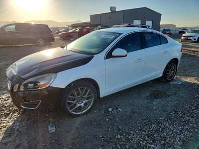 YV1612FSXD2****** 2013 Volvo S60