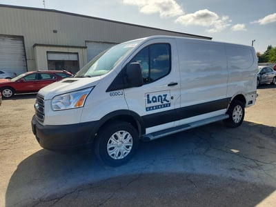 1FTYR1YM5KK****** 2019 Ford Transit Connect