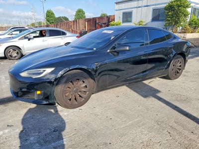 5YJSA1E17GF****** 2016 Tesla Model S