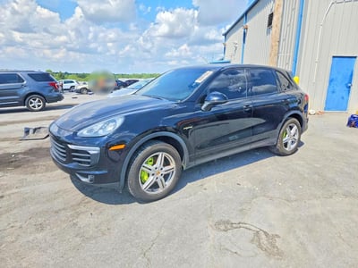 WP1AE2A22GL****** 2016 Porsche Cayenne
