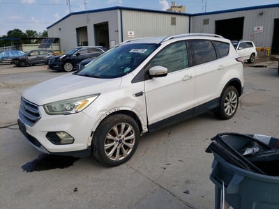 1FMCU0J9XHU****** 2017 Ford Escape