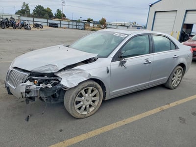 3LNHL2GC1AR****** 2010 Lincoln MKZ