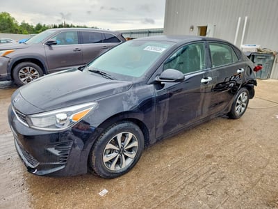 3KPA24AD1ME****** 2021 Kia Rio