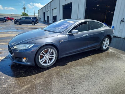 5YJSA1H19FF****** 2015 Tesla Model S