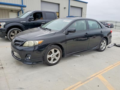 2T1BU4EE4DC****** 2013 Toyota Corolla