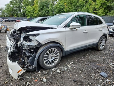 5LMTJ2AH1FU****** 2015 Lincoln MKC