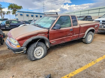 1GCCT19W8W8****** 1998 Chevrolet S-10
