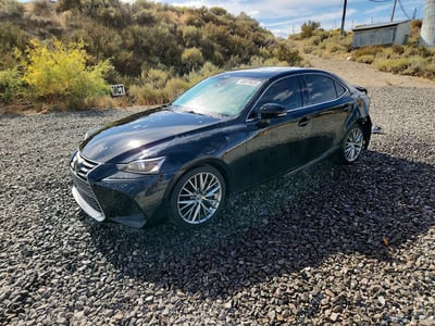JTHBA1D22H5****** 2017 Lexus IS 200t