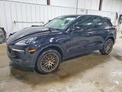 WP1AA2A28JK****** 2018 Porsche Cayenne