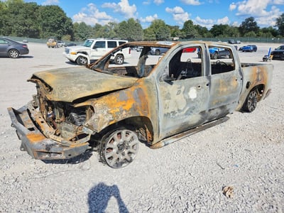 5TFHY5F15JX****** 2018 Toyota Tundra