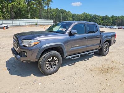 5TFCZ5AN8HX****** 2017 Toyota Tacoma