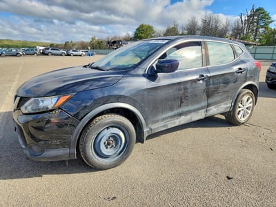 JN1BJ1CR2JW****** 2018 Nissan Rogue Sport