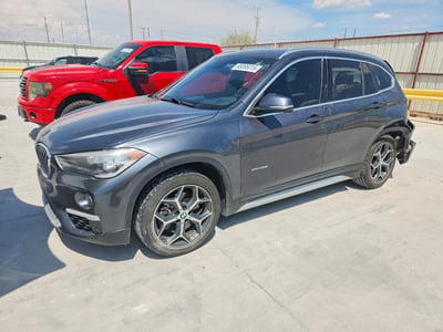 WBXHU7C3XJ5****** 2018 BMW X1
