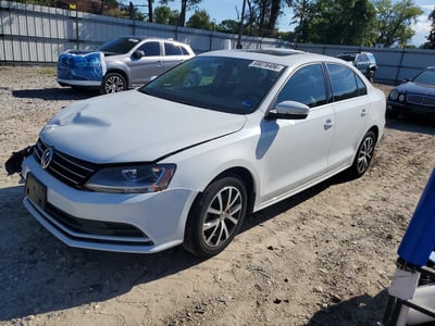 3VWB67AJ3HM****** 2017 Volkswagen Jetta