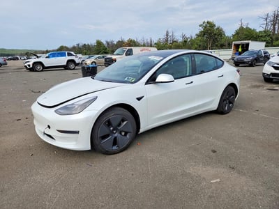 5YJ3E1EB8NF****** 2022 Tesla Model 3