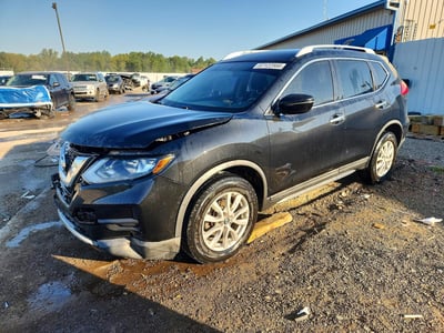 KNMAT2MV9HP****** 2017 Nissan Rogue