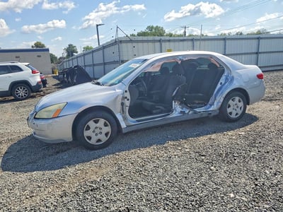 1HGCM56425A****** 2005 Honda Accord