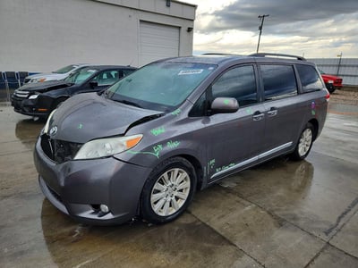 5TDDK3DC0ES****** 2014 Toyota Sienna