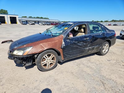1HGCM56327A****** 2007 Honda Accord