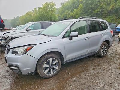 JF2SJARC2JH****** 2018 Subaru Forester