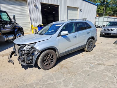 5XYKT3A67EG****** 2014 Kia Sorento