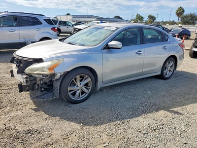 1N4AL3AP3DN****** 2013 Nissan Altima