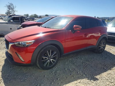 JM1DKDC78J1****** 2018 Mazda CX-3