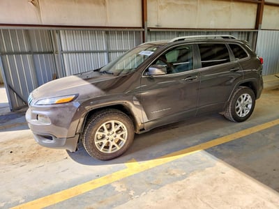 1C4PJMCSXGW****** 2016 Jeep Cherokee