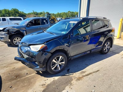 JTMRFREVXJJ****** 2018 Toyota RAV4