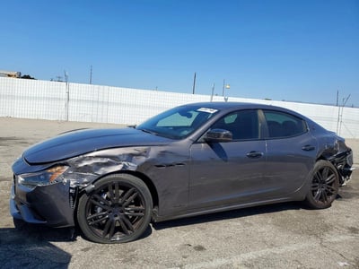 ZAM57YTS5J1****** 2018 Maserati Ghibli