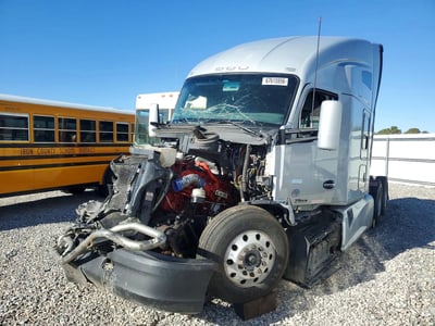 1XKYD49XXNJ****** 2022 Kenworth T680