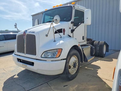 2XKHAJ8XXGM****** 2016 Kenworth T370