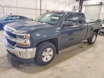 1GCVKREH8JZ****** 2018 Chevrolet Silverado 1500